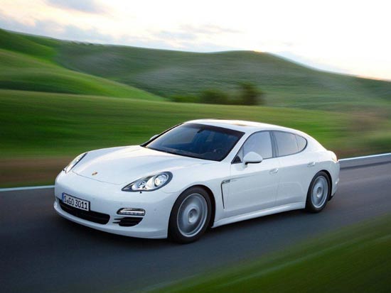 פורשה Panamera / צילום: יחצ פורשה Panamera / צילום: יחצ