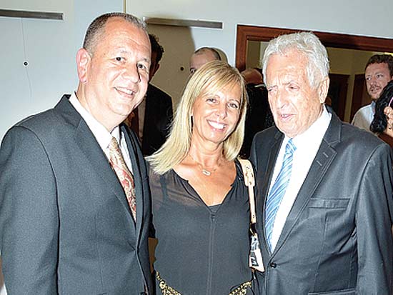 שמואל ולקלרה פלאטו שרון, איתן גולדמן, ארוע קידום התיירות מישראל לצ'כיה / צילום: יחצ שמואל ולקלרה פלאטו שרון, איתן גולדמן, ארוע קידום התיירות מישראל לצ'כיה / צילום: יחצ