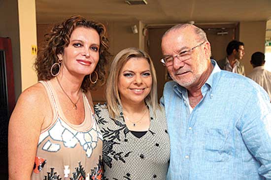 לאה ויורם גלובוס שרה נתניהו / צילום: יחצ לאה ויורם גלובוס שרה נתניהו / צילום: יחצ