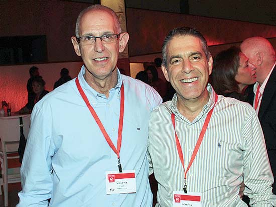 איל מליס, אריק שור, פרסי ``מוצר השנה`` / צילום: יוסי כהן איל מליס, אריק שור, פרסי ``מוצר השנה`` / צילום: יוסי כהן
