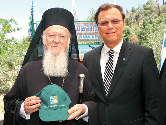 אפי שטנצלר והפטריארך ברתולומאוס / צילום: יחצ אפי שטנצלר והפטריארך ברתולומאוס / צילום: יחצ