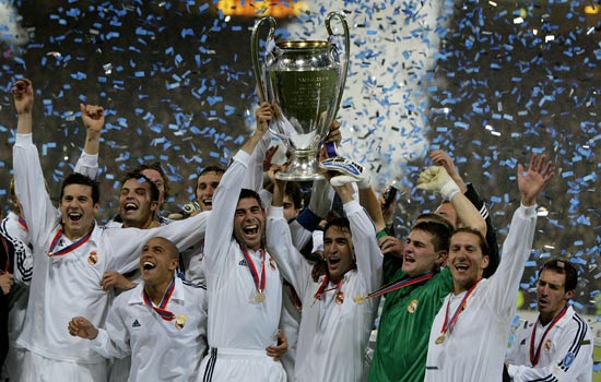 ריאל מדריד זוכה בגביע האלופות ב-2002 בגלזגו / צלם: רויטרס