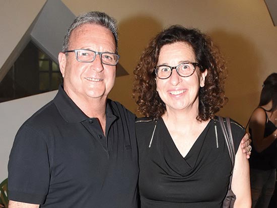 ענת לוין ובן זוגה מאיר ברון / צילום: אביב חופי ענת לוין ובן זוגה מאיר ברון / צילום: אביב חופי