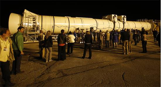 טיל SLS של נאס"א. שיתופי פעולה עם חברות פרטיות / צילום: ג'ים אורקהארט, רויטרס
