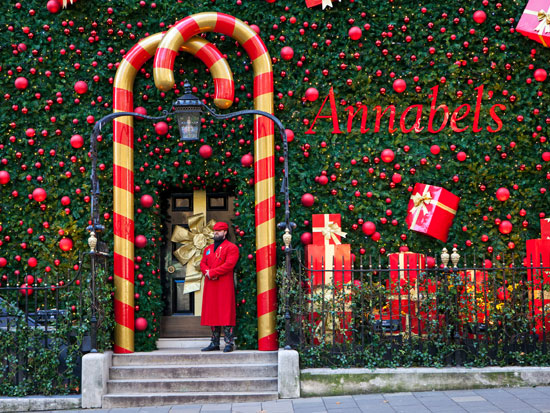 מלון מקושט בלונדון/ צילום: Shutterstock | א.ס.א.פ קריאייטיב