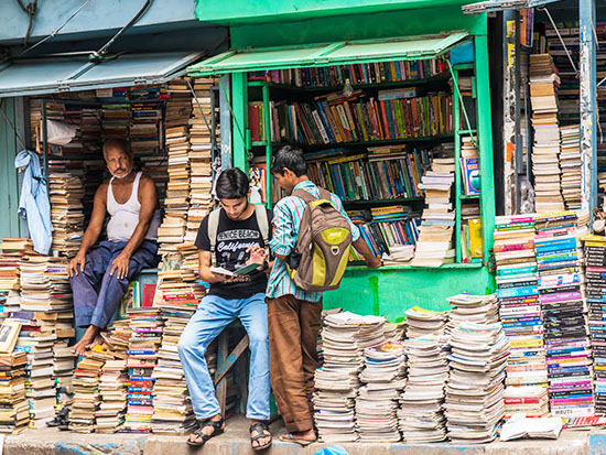 חנות ספרים בהודו / צילום: Shutterstock | א.ס.א.פ קריאייטיב