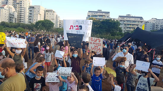 הפגנת תושבים נגד הדפו של המטרו, בתחילת החודש / צילום: יח"צ הפגנת תושבים נגד הדפו של המטרו, בתחילת החודש / צילום: יח"צ