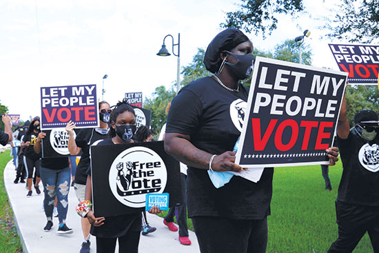 תור להצבעה בפלורידה, השבוע / צילום: Marta Lavandier, Associated Press