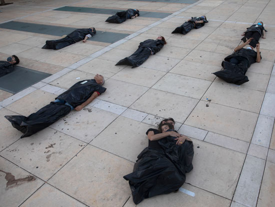מחאת העצמאים בכיכר רבין / צילום: Sebastian Scheiner - AP
