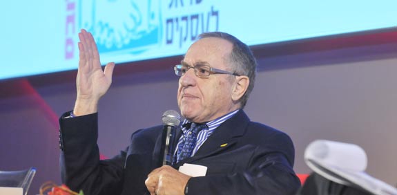אלן דרשוביץ / צלם:   תמר מצפי