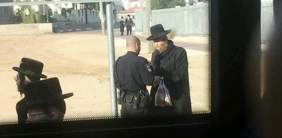 חרדים / צלם: אתר פיייסבוק
