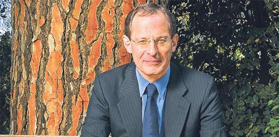 פרופ` יוג`ין קנדל / צלם: איל יצהר