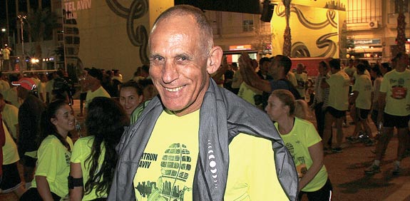 אורי שני, מרוץ הלילה של נייקי בתל אביב / צילום: יוסי כהן