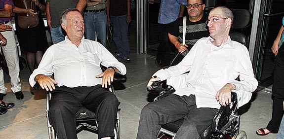 אביחי קרמר, דב לאוטמן, עמותת "פרס לחיים" חקר מחלת ה-ALS / צילום: מץ 76