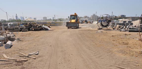 הריסת איצטדיון מכבי מגרש שפך הירקון ליד נמל ת&quote;א / צילום:  בן יוסטר