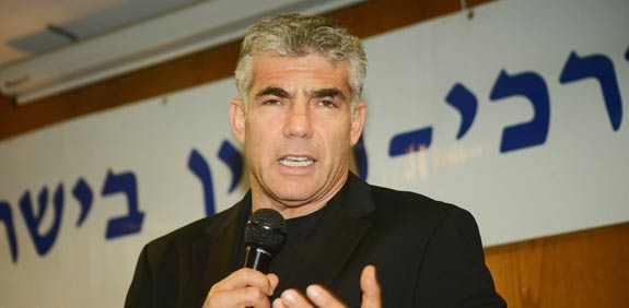 יאיר לפיד / צילום: תמר מצפי