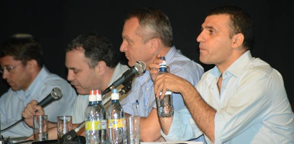 אסיפת אג"ח אי די בי - / צלם: תמר מצפי   