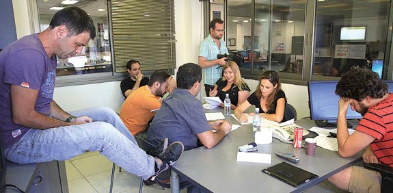 עובדי מעריב / צילום: אלי דסה