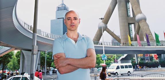 נועם אביב  סין שנחאי / צילום:  מייקל ריאן, שנחאי