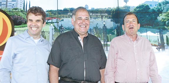 מסיבת עיתונאים של גוגל  /צילום: קובי קנטור 