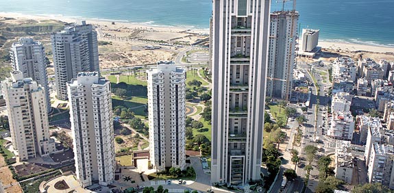 פרוייקט דירות בבת ים / הדמייה: איוולווד מדיה