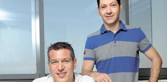 יוסי מולדבסקי דובי לחוביץ' / צילום: איל יצהר