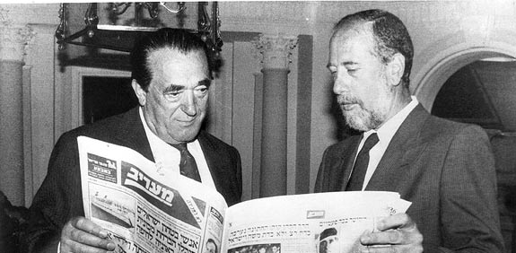 עידו דיסנצ'יק רוברט מקסוול / צילום: ארכיון גלובס
