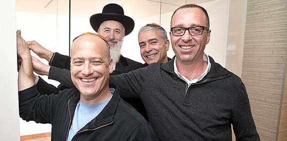 גיל גבע, אריה בכר, יונה מצגר, מיכאל שטראוס, מלון ריץ-קרלטון הכשר הראשון בעולם / צילום: יעקב נחומי