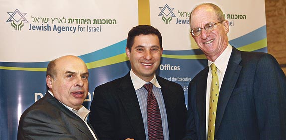 ג'יימס טיש, ביני זומר, נתן שרנסקי, נובל אנרג'י והסוכנות היהודית "פותחים עתיד" / צילום: ששון תירם