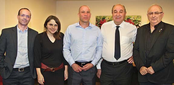 בני מילרד, שלמה שמלצר, אייל קשדן, איה מגן, יורם מוטעי, עונת התיירות / צילום: אסף לב