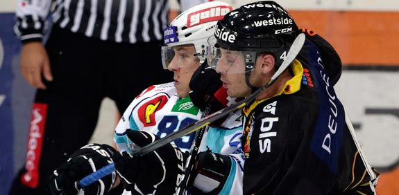 הוקי קרח  NHL / צילום: רויטרס