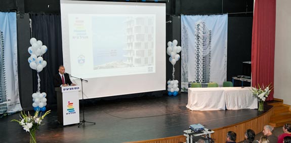 הכנס של קבוצת הרכישה שמארגנת עיריית בת ים / צילום: רועי שפרניק