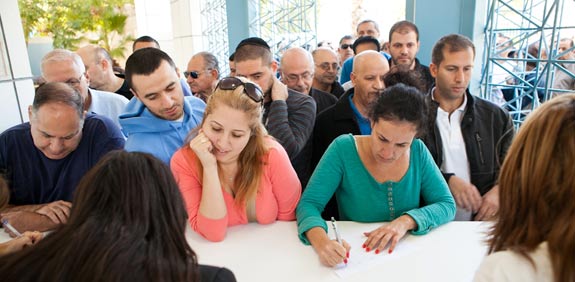 הכנס של קבוצת הרכישה שמארגנת עיריית בת ים / צילום: רועי שפרניק