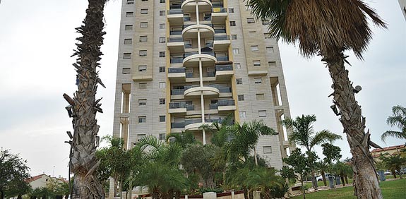 בנין ראשל"צ / צילום: תמר מצפי 
