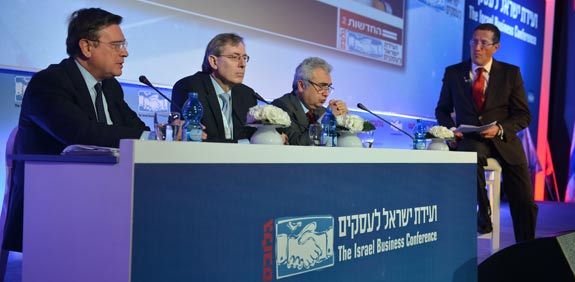 ד"ר פאתיח בירול  ד"ר הנס פול בירקנר  ד"ר חוסה וינאלס/ צילום: תמר מצפי