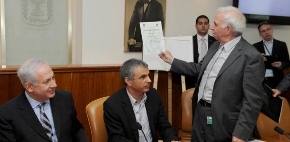 עמוס רולניק משה כחלון בנימין נתניהו / צילום: לע"מ
