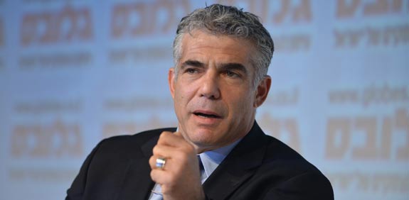 יאיר לפיד / צילום: תמר מצפי