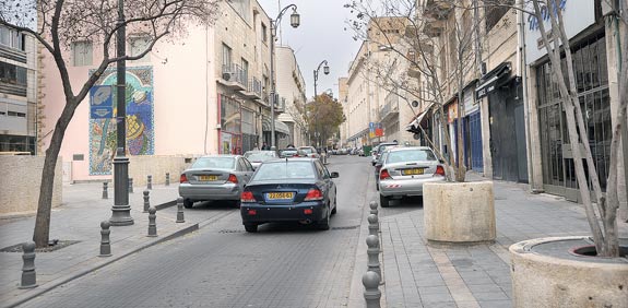 רחוב כורש בירושלים / צילום: איל יצהר