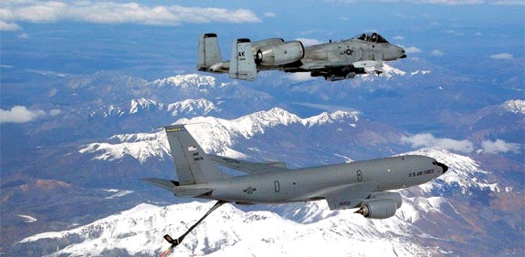 KC-135 בעת תדלוק אווירי / צילום: באדיבות בואינג