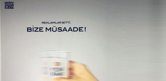 מודעה של Yeni Raki