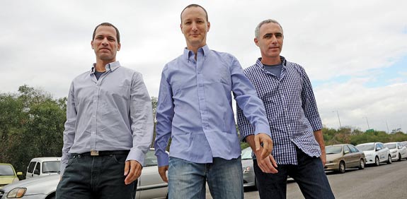 יואל פרסמן צביקה זיו וגיא הראל / צילום: תמר מצפי