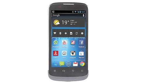 סמארטפון  ZTE Blade 3