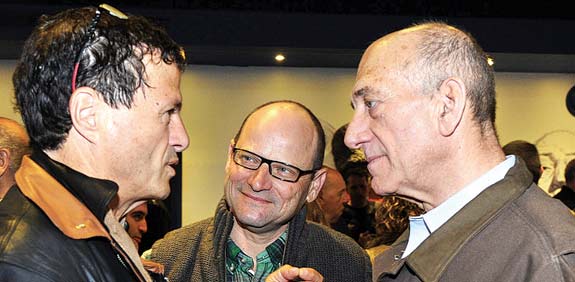 אהוד אולמרט, יורם טורבוביץ', אודי אנג'ל, פורום הקהילה העסקית של קהילת אאודי / צילום: ערן יופי כהן