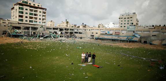 אצטדיון הכדורגל בעזה / צלם: רויטרס