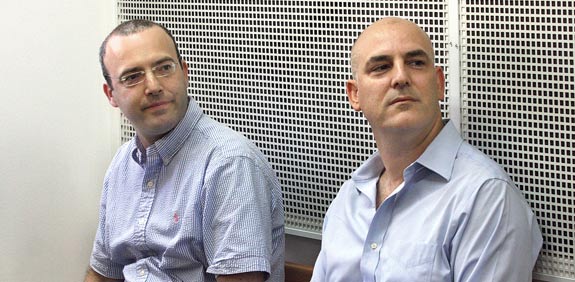 פרופ' אהוד קמר ופרופ' שרון חנס / צילום: רוני שיצר 