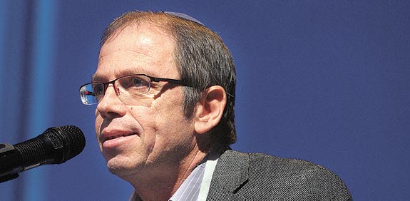 צבי יוכמן / צילום: איל יצהר