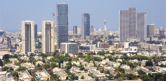 תל אביב / צילום: איל יצהר