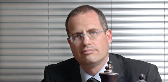 עורך דין ישגב נקדימון / צילום: איל יצהר