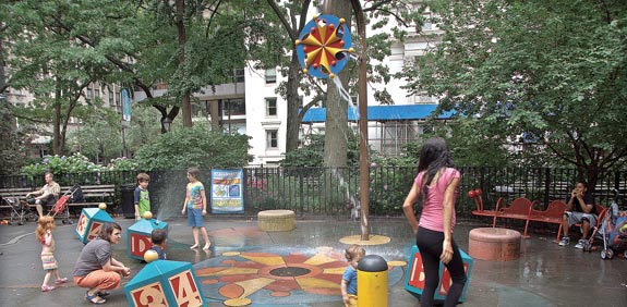 מגרש משחקים במדיסון סקוור פארק / צילום: מירי שפיגל