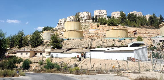 מתחם פי גלילות בכניסה לירושלים / צילום: איל יצהר